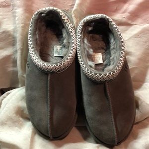 New! Ugg Tasman Slipper Sz 10